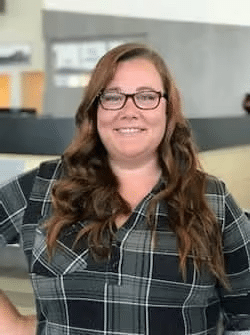 Stephanie Desmarais Service Executive Assistant