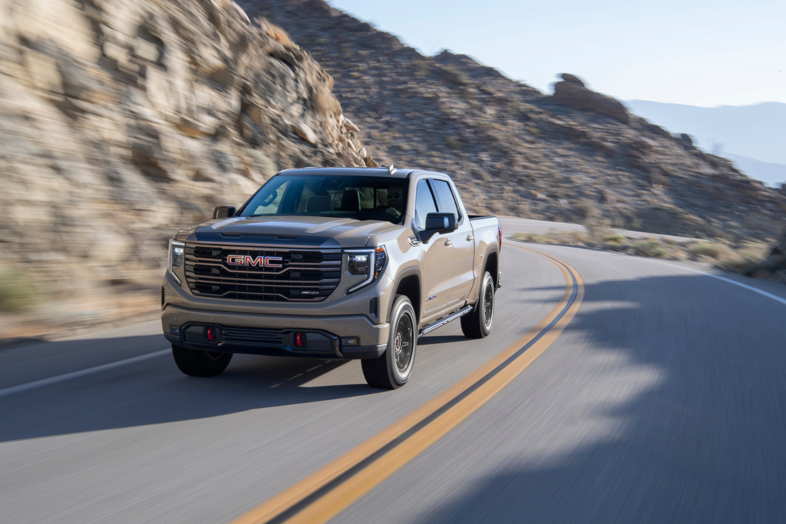 What Can You Tow With Each 2026 GMC Sierra 1500 Configuration in Manitoba?